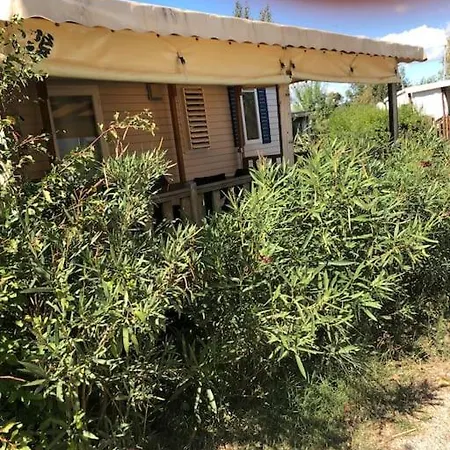 Daire Bungalow 6 Personnes Dans Camping Familiale